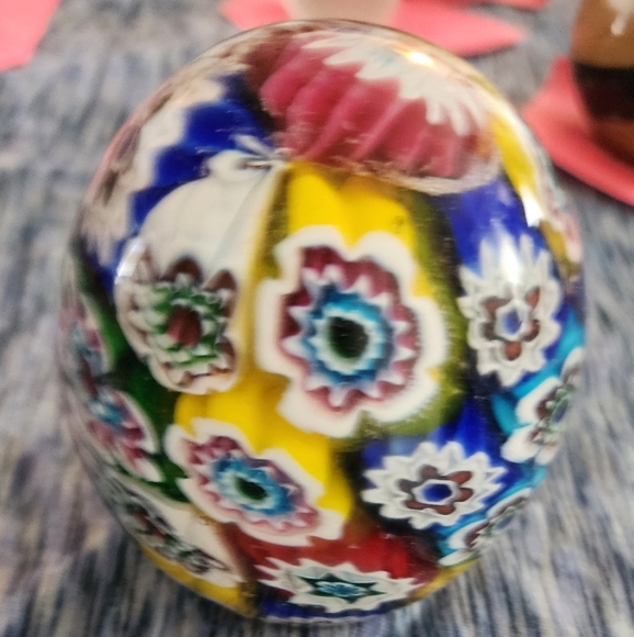 Floral Paperweight - Picture 4 of 5